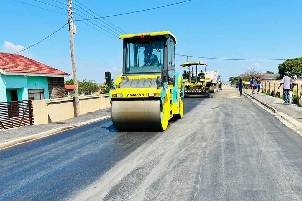 Bulk earthworks and platform construction